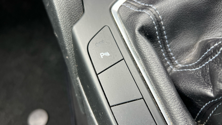 Ford Focus 1.0 EcoBoost Hybrid mHEV 125 Active Edition 5dr Petrol Hatchback